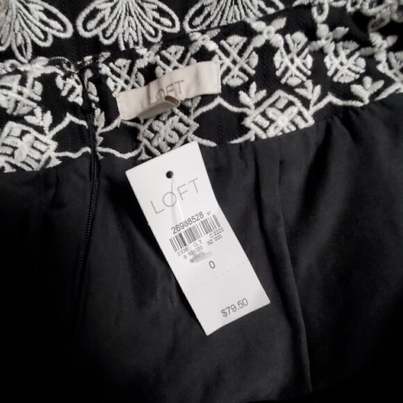 Ann Taylor LOFT Womens Black Floral Embroidered Casual Mini Skirt Size 0 NWT - Picture 3 of 9